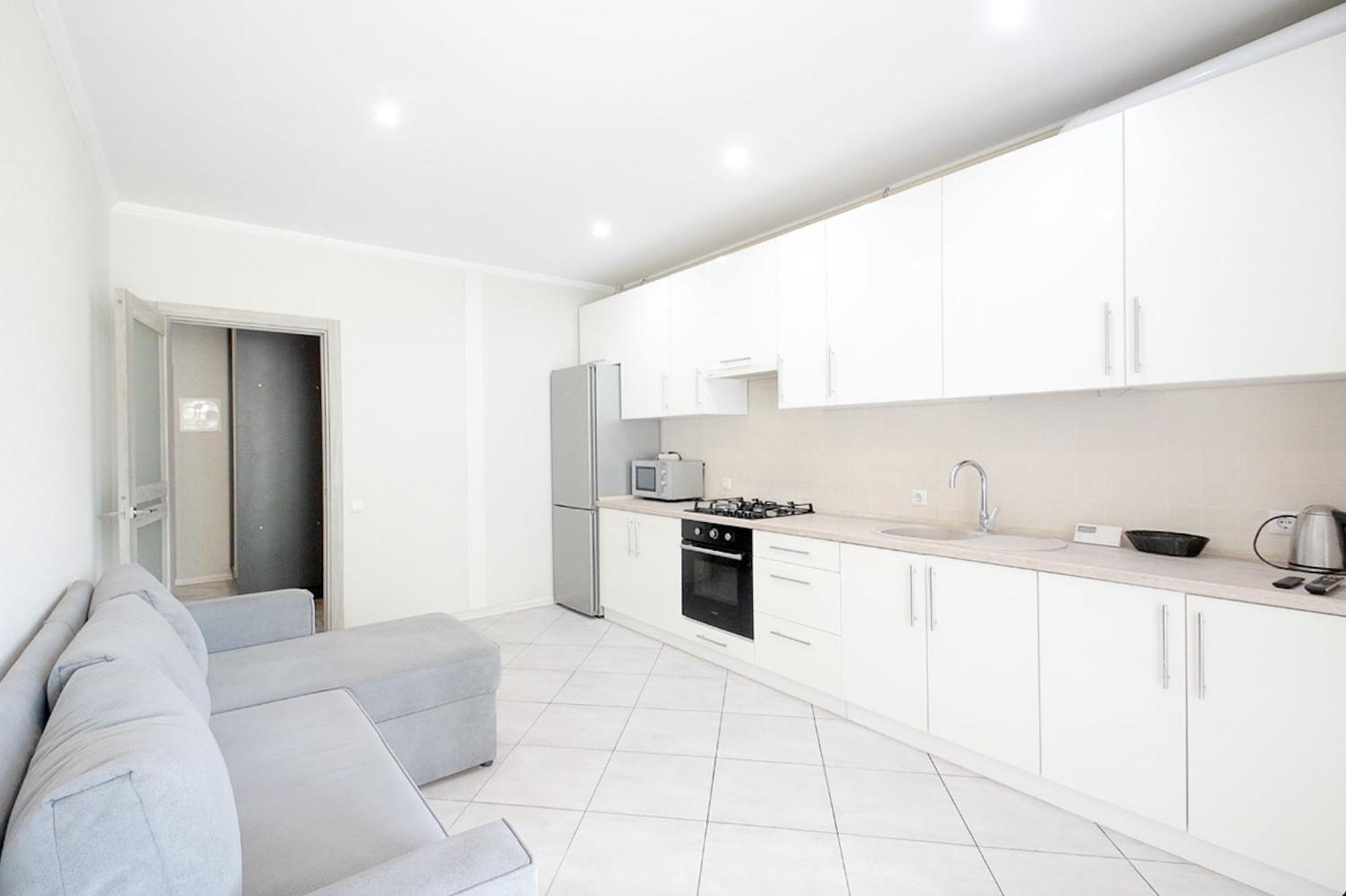 "Deluxe Apartments" L 26-4 - 11220 Leopoli Esterno foto
